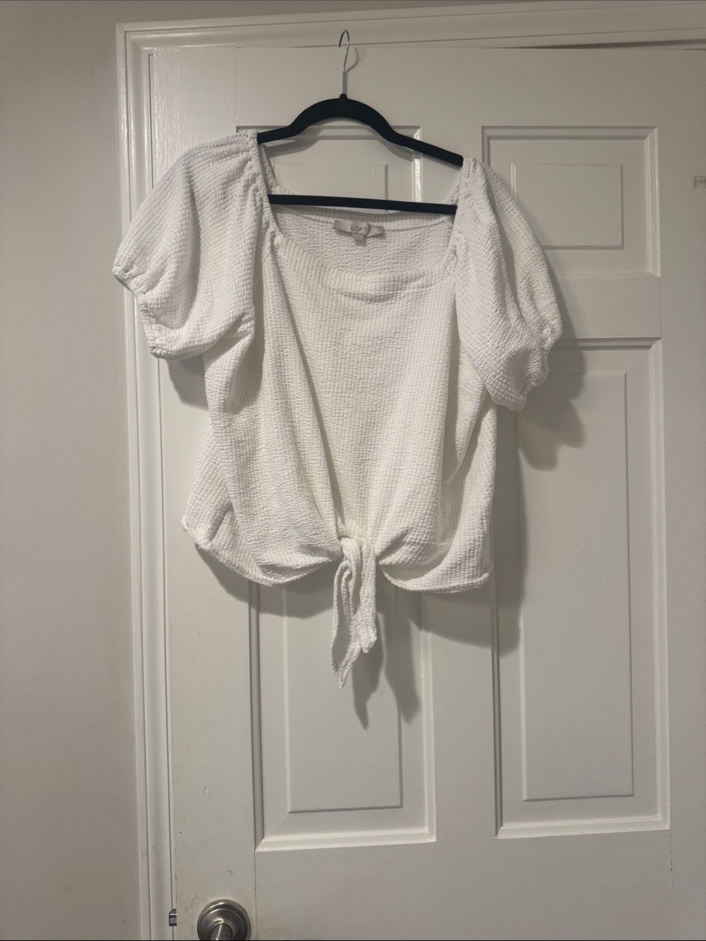 LOFT White Tie-Front Puff Sleeve Blouse
